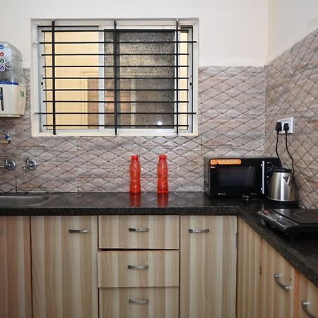 Staeg Heart Of City 2Bhk - 201 Indore Esterno foto